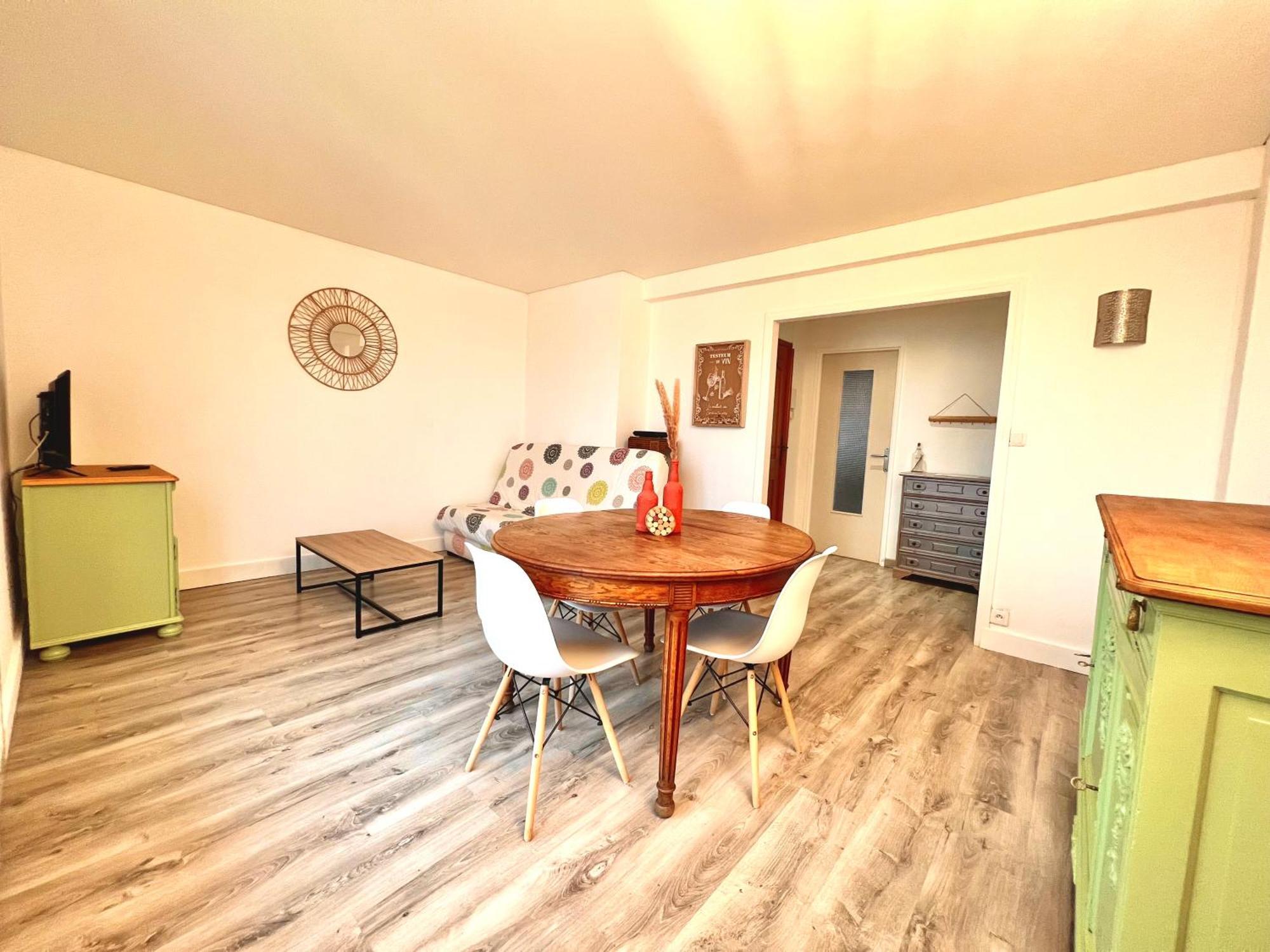 Appartement Proche Gare, 6 Voyageurs Et Stationnement Gratuit Reims Bagian luar foto