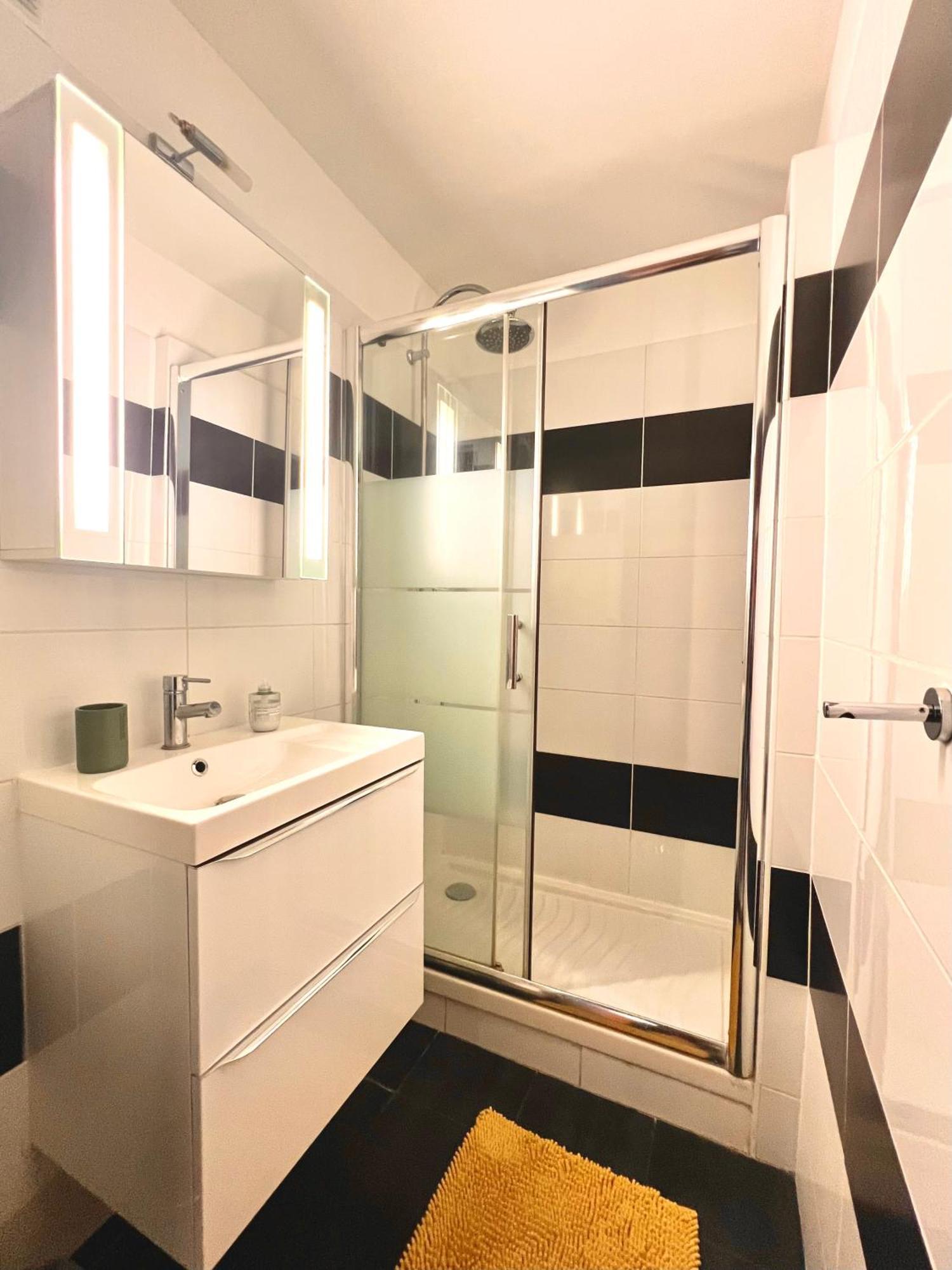 Appartement Proche Gare, 6 Voyageurs Et Stationnement Gratuit Reims Bagian luar foto